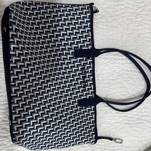 Lululemon Athletica Navy and White Geometric Tote